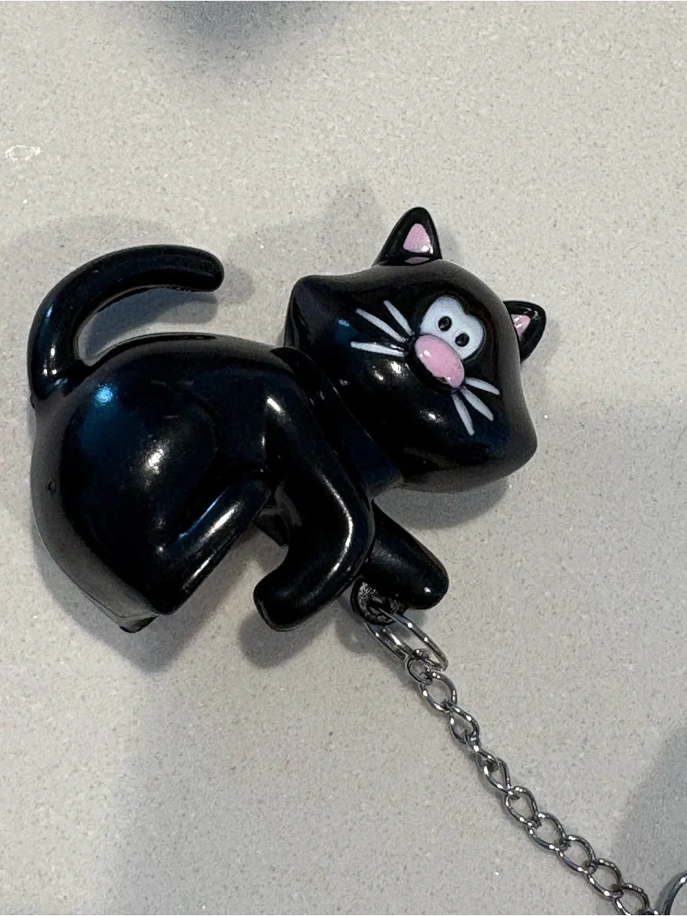 Black Cat Tea Strainer with Silver Fish for tea leaves